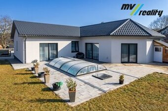 Chotouň - Chrášťany - Prodej rodinného domu (210 m2) s pozem