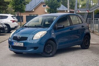 Toyota Yaris 1.3 VVT-I Terra Cool - Aj na splátky 1.majiteľ