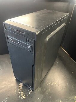Stolní pc i3 9100f 32gb ram