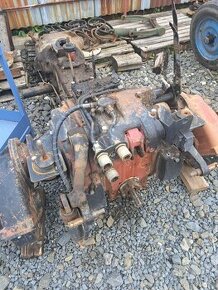 Zetor 6320  (7711) převodovka s portály