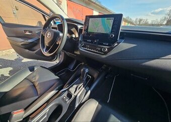 Prodám Toyota Corolla,1,8 HYBRID