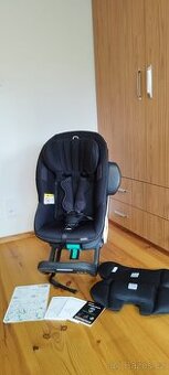 Protisměrná autosedačka BeSafe Stretch premium car interior - 1