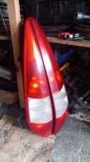 Zadní světla Ford Mondeo mk3 combi 2.0 tdci tddi rok 01-07