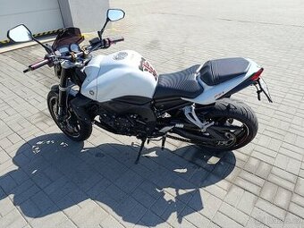 Yamaha FZ1
