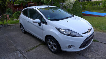 Ford Fiesta 1.4i, 71kW, rok 2011/12, 60t km 