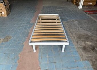 Postel kov. 90 x 200 30 kusů
