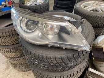 Přední xenony volkswagen tiguan