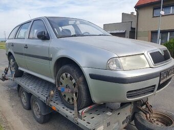 Škoda Octavia 1 combi 1.9 TDI díly - stříbrná 9102