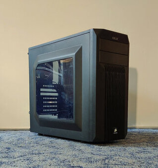 Corsair SPEC-02 Red Carbide Series s průhlednou bočnicí