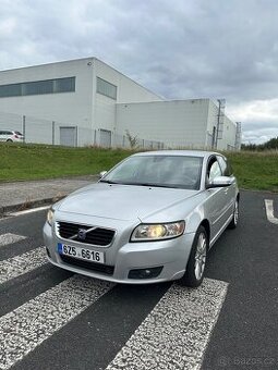 VOLVO V50 2.0D