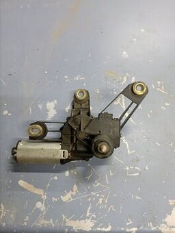 Motorek 6y9955711a