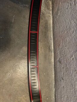 Kryt masky chladiče