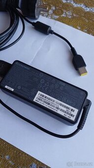 Original adapter Lenovo 65W 20V k notebooku