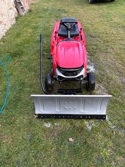 Zahradní traktor Hecht 5169