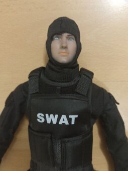 Rezervace Ken panáček panenka barbie kloubový ruce na výměnu - 1