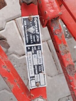 Vari kypřící radlicky