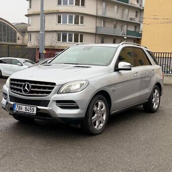 Mercedes-Benz ML, W166 ML 350 CDI 213km Ojeté, 2012, 213 080