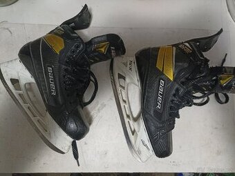 Hokejové brusle Bauer Ultra Sonic