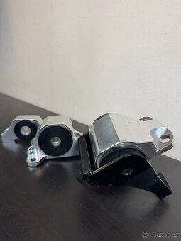 ALU motorové silentbloky Honda Civic 6g