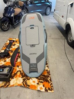 Prodám Waydoo Evo pro 90l E-foil 2025