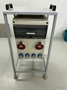 Staveništní rozváděč FAMATEL