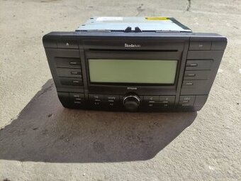 Autorádio Octavia II