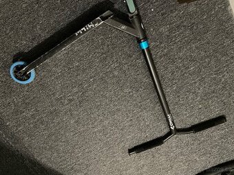 Chilli base koloběžka +prime gripy