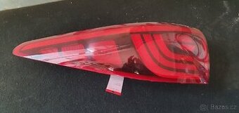 Kia sportage IV levé zadni led světlo