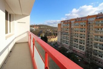 Pronájem bytu 2+1/2xL, 55m2, ul. Taškentská, Praha 10 - Vršo