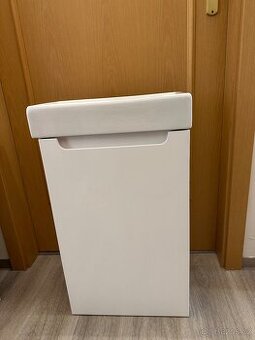 koupelnová skříňka s umyvadlem