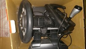 Herní volant MANTA Compressor Supreme 2 v krabici, PS2 hry