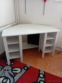 Psací rohový stůl IKEA, Brusali - 1