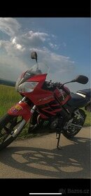 Honda cbr125r