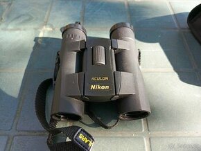 Nikon Aculon A30 - 1