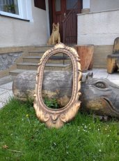 Rám na zrcadlo - dřevořezba