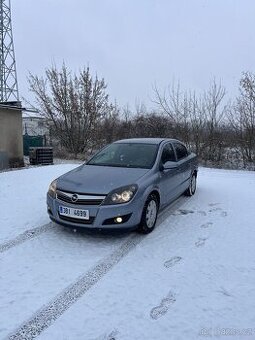 Opel astra h
