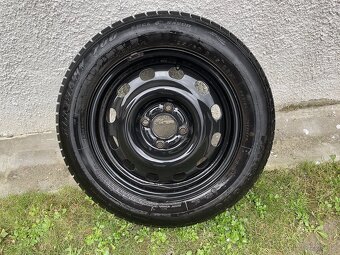 Ocelový disk Ford 6J x 15 x 49,5 (ET 49,5)