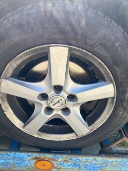 Alu R15 5x100 Škoda-Vw na slušných 195/65 R15 Levně