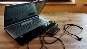 Stolní notebook Acer Aspire 8943
