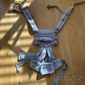 Ergobaby OMNI 360 COOL AIR MESH - Grey Pink Dots - 1