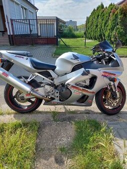 Honda cbr 929 rr