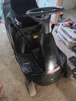 Zahradní traktor