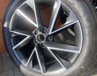 VEGA  orig.skoda Superb3V  5x112  8j x19  ET 45 VW
