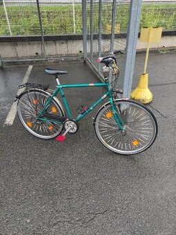 Cestovní kolo KTM
