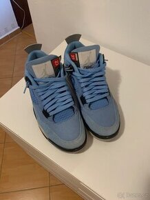 Jordan 4 retro UNC
