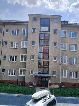 Prodám byt v os.vl.2+1s jídel.kout.80,76 m2