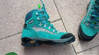 Treková obuv vel 35 - 36