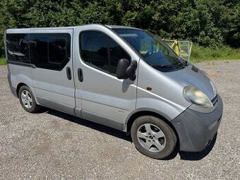 Opel Vivaro 1.9 Tdci 74kw klima 2-9 míst Bus