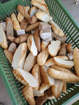 sušené bílé pečivo