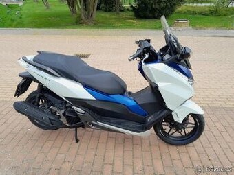 Honda Forza 125 s ABS
